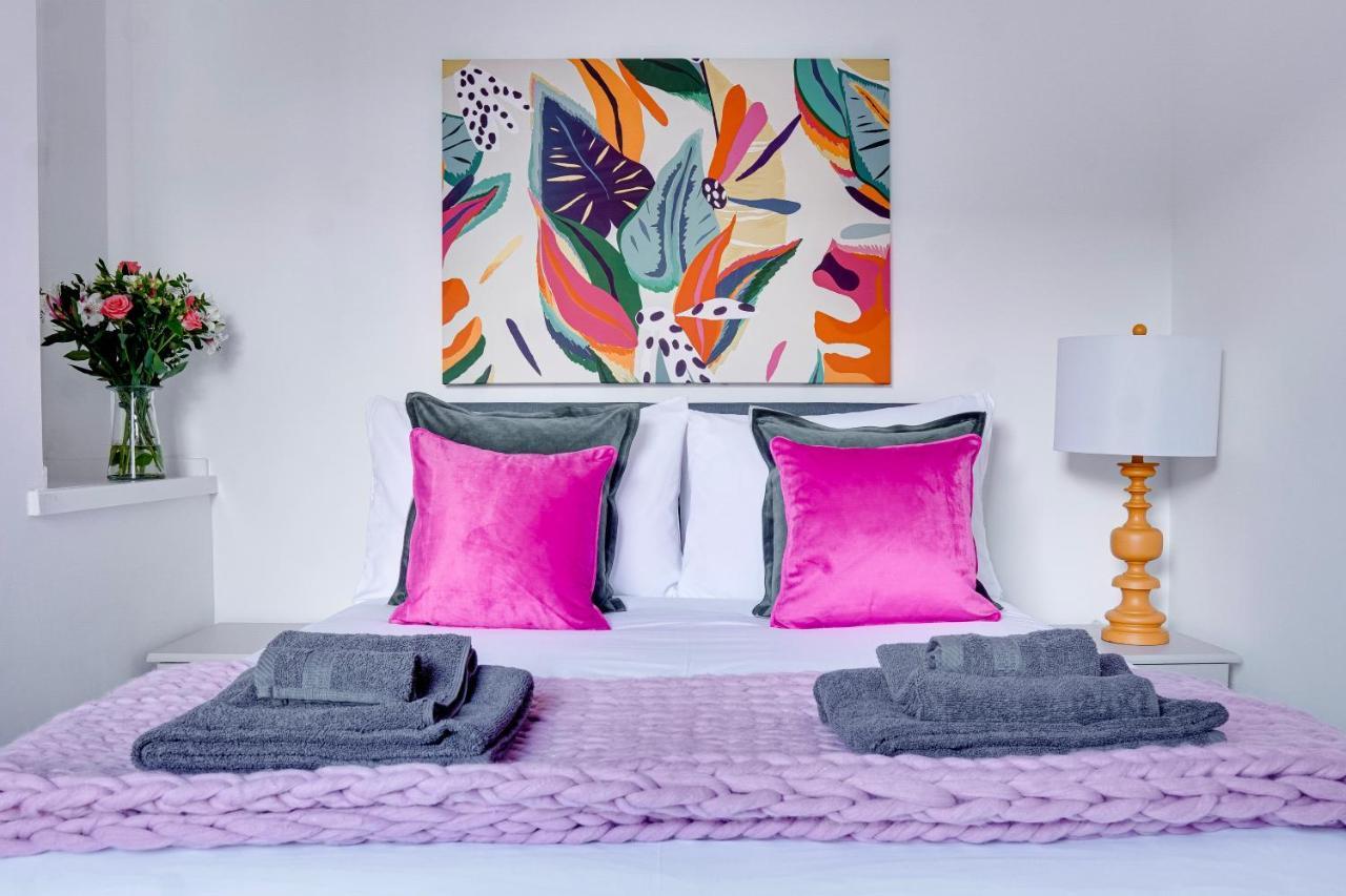 Modern 2 Bedroom Flat - 15 Minutes To Liverpool Birkenhead Luaran gambar